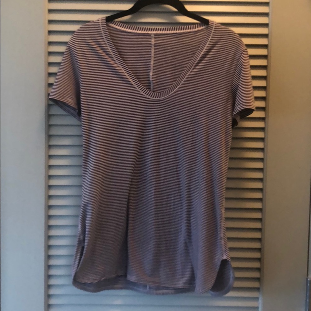 LULULEMON athletic shirt